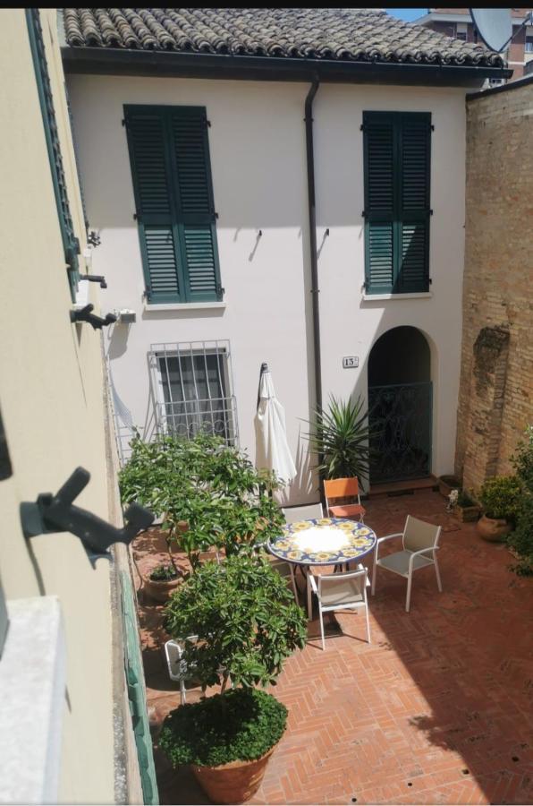 B&B La Chicca Rávena Exterior foto